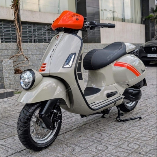 Sưu tầm ảnh đẹp Vespa GTV 300 