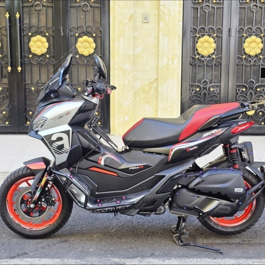 Van Bao - Aprilia SR GT 200