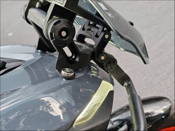 Kính chắn gió ADV-Zhipat Exciter 155