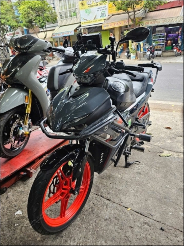 Kính chắn gió ADV-Zhipat Exciter 155