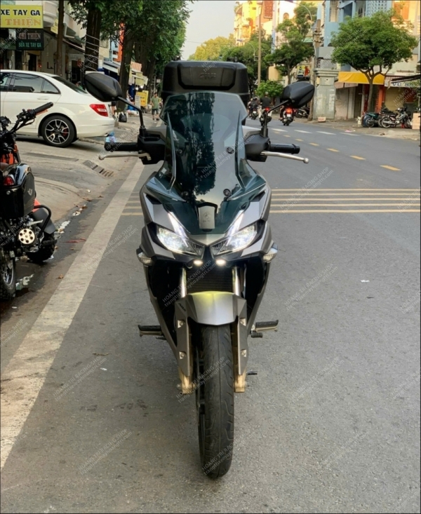 Kính chắn gió ADV-Zhipat Winner X
