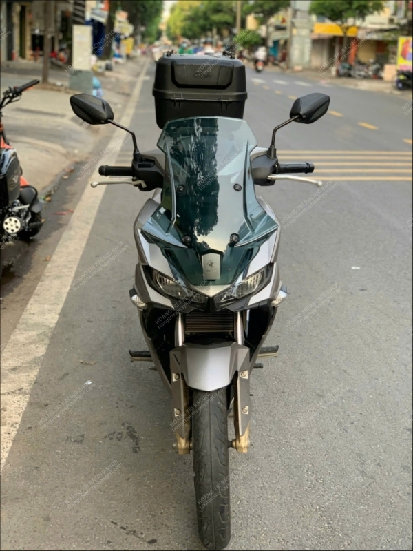 Kính chắn gió ADV-Zhipat Winner X