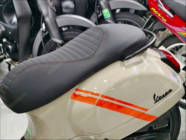 Sưu tầm ảnh đẹp Vespa GTV 300 