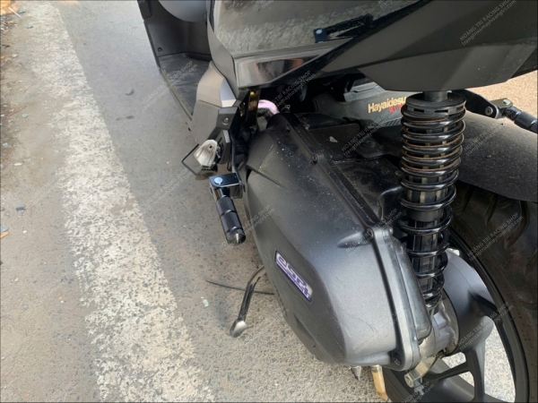 Gác chân Phụ Vario 160 - Gác chân FRX