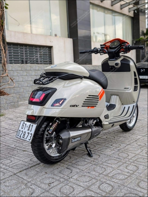 Sưu tầm ảnh đẹp Vespa GTV 300 