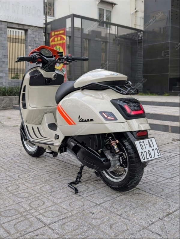 Sưu tầm ảnh đẹp Vespa GTV 300 