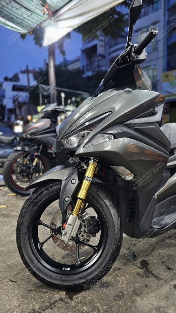 Bộ sưu tập ảnh Yamaha NVX của anh Quang 