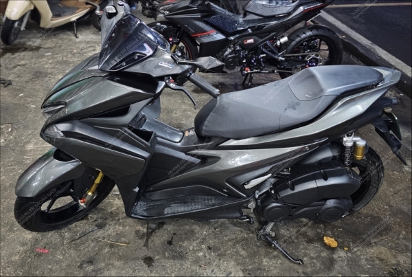 Bộ sưu tập ảnh Yamaha NVX của anh Quang 
