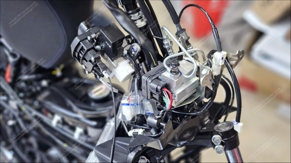 Chi tiết phụ tùng xe Yamaha NVX V3 