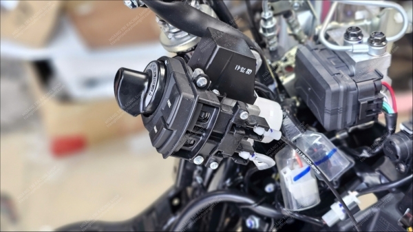 Chi tiết phụ tùng xe Yamaha NVX V3 