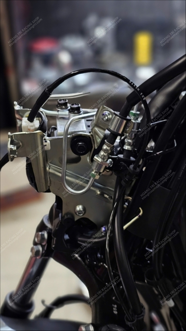 Chi tiết phụ tùng xe Yamaha NVX V3 