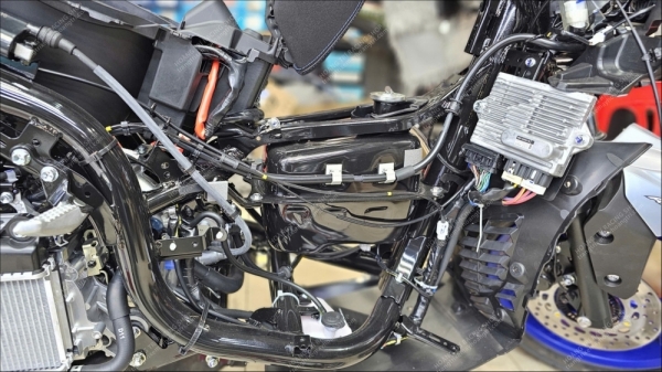 Chi tiết phụ tùng xe Yamaha NVX V3 