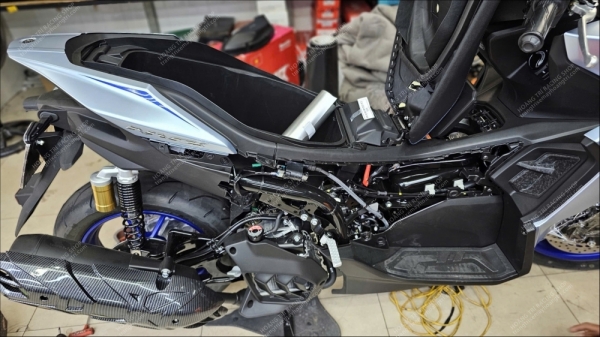 Chi tiết phụ tùng xe Yamaha NVX V3 