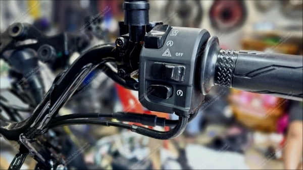 Chi tiết phụ tùng xe Yamaha NVX V3 