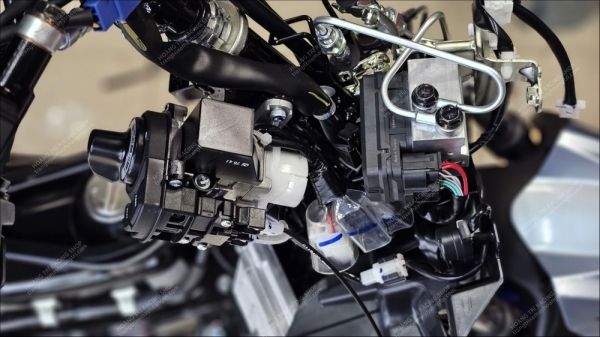 Chi tiết phụ tùng xe Yamaha NVX V3 