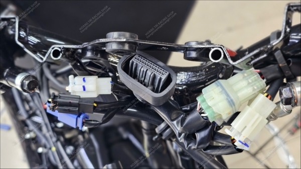 Chi tiết phụ tùng xe Yamaha NVX V3 