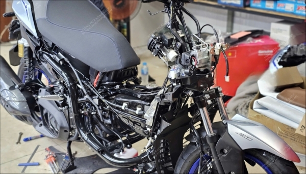 Chi tiết phụ tùng xe Yamaha NVX V3 