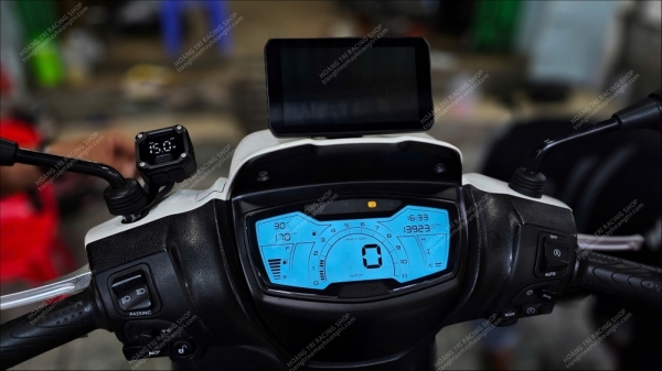 Màn hình Chigee AIO 5 Play dẫn đường (không có camera)
